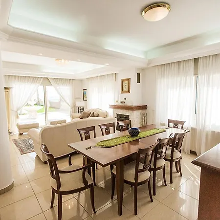 Pearl 4 Bedroom Villa Βίλα