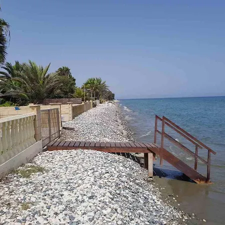 Βίλα Pearl 4 Bedroom Villa Λάρνακα